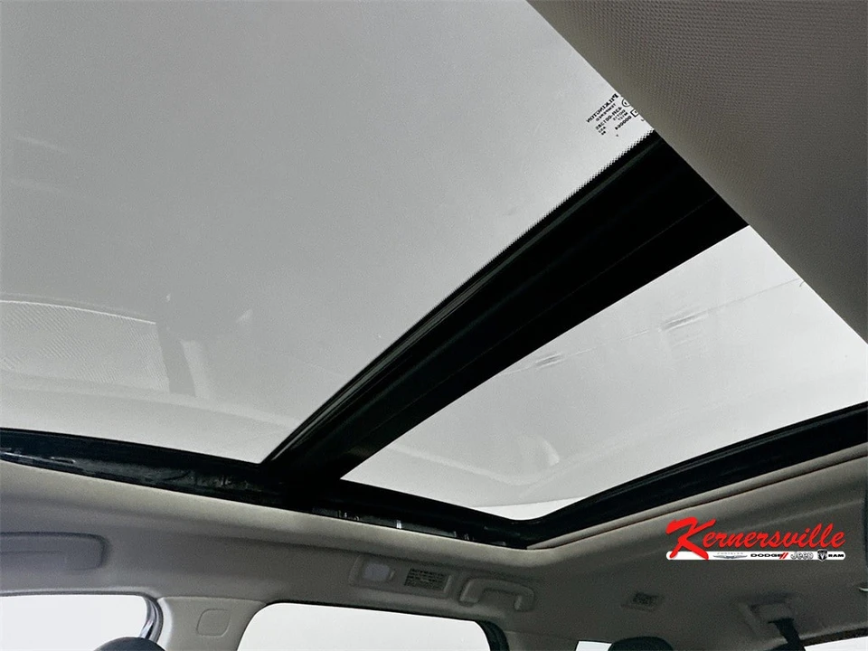 2022 Nissan Pathfinder 5th Gen - Image 21 of 21