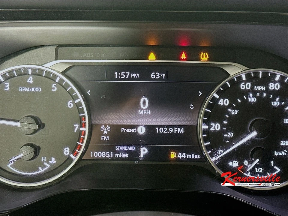 2022 Nissan Pathfinder 5th Gen - Image 15 of 21