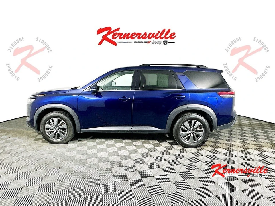 2022 Nissan Pathfinder 5th Gen - Image 4 of 21
