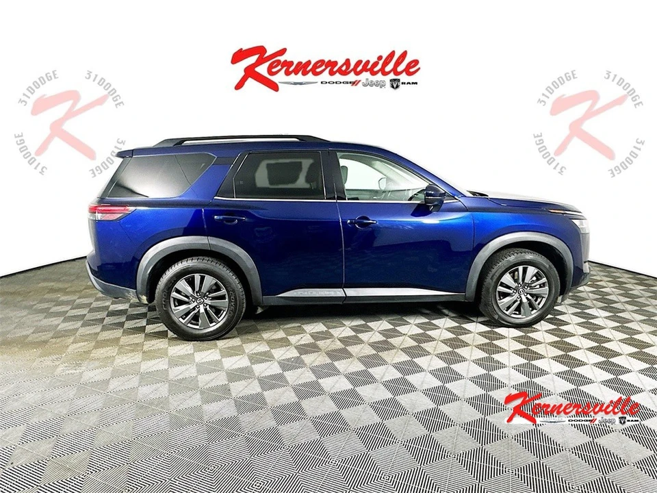 2022 Nissan Pathfinder 5th Gen - Image 8 of 21