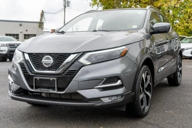 2022 Nissan Rogue - Image 2 of 20