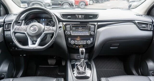2022 Nissan Rogue - Image 16 of 20