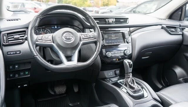 2022 Nissan Rogue - Image 14 of 20