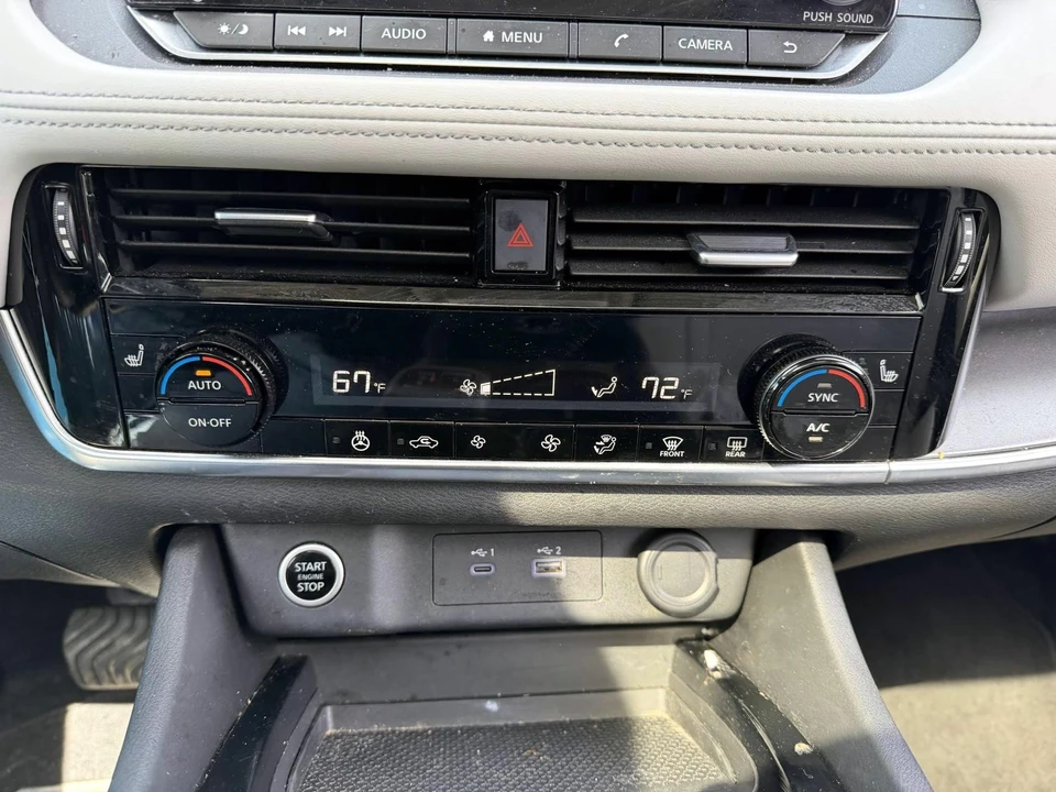 2022 Nissan Rogue - Image 22 of 31
