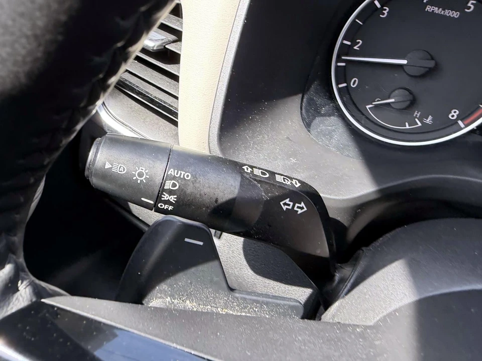 2022 Nissan Rogue - Image 30 of 31