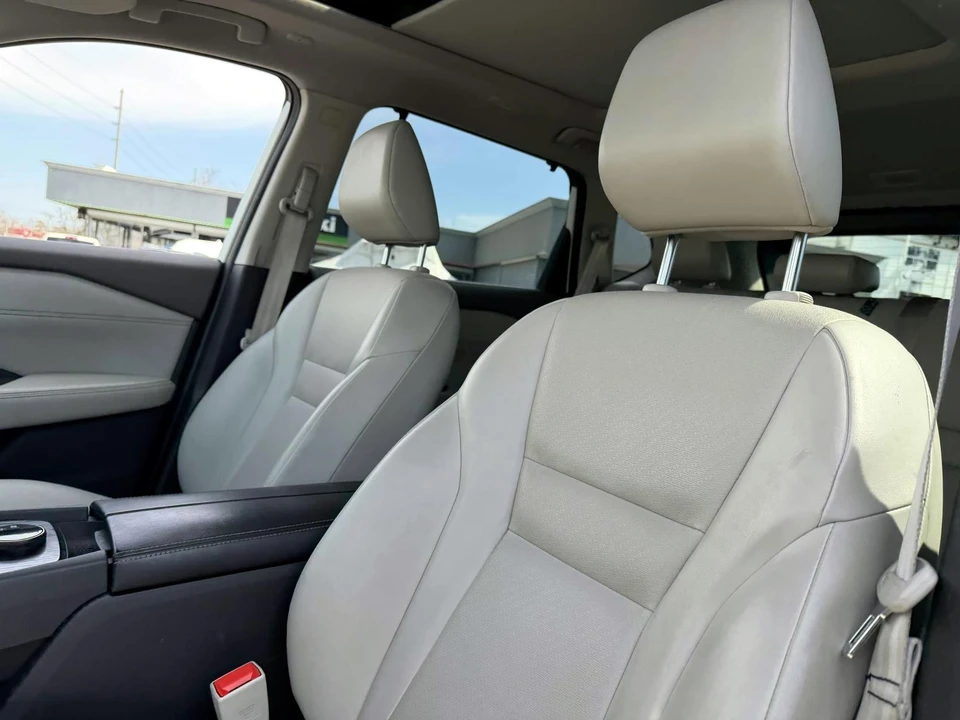 2022 Nissan Rogue - Image 11 of 31