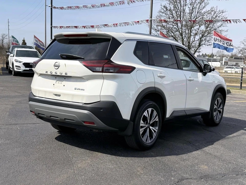 2022 Nissan Rogue - Image 6 of 31