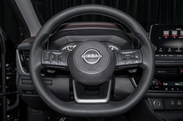 2022 Nissan Rogue - Image 19 of 21