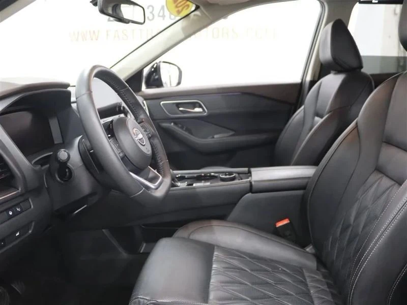 2022 Nissan Rogue - Image 11 of 12