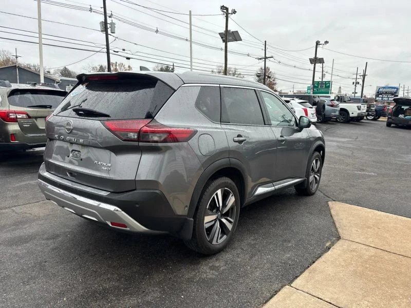 2022 Nissan Rogue - Image 8 of 12