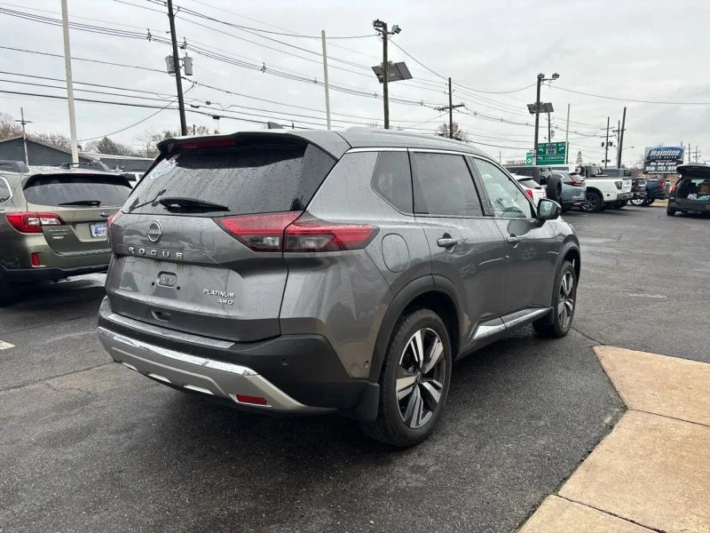 2022 Nissan Rogue - Image 7 of 12