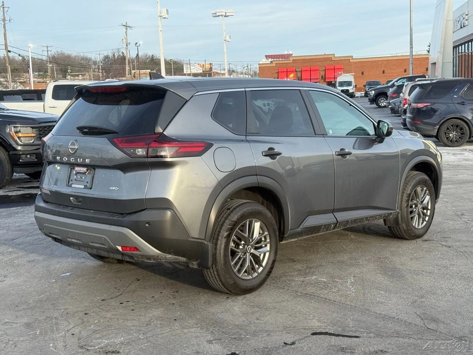 2022 Nissan Rogue - Image 3 of 12