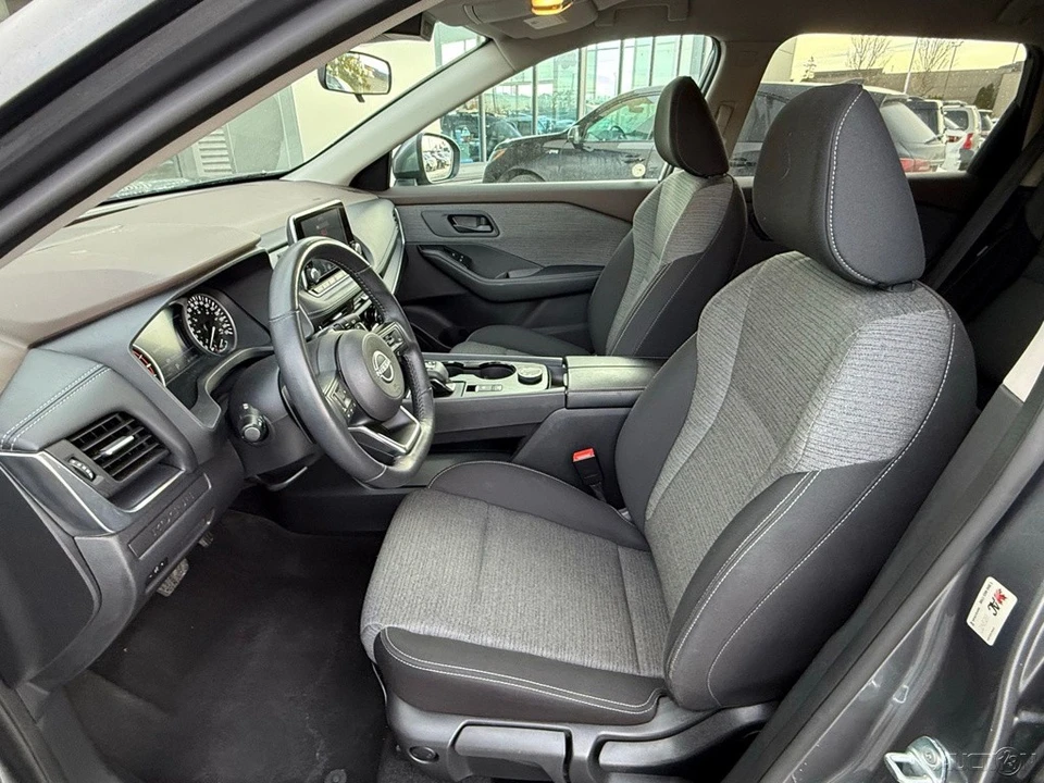 2022 Nissan Rogue - Image 12 of 12
