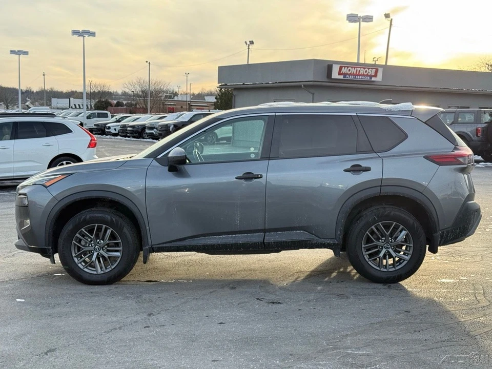 2022 Nissan Rogue - Image 6 of 12