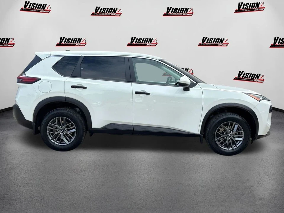 2022 Nissan Rogue - Image 4 of 12