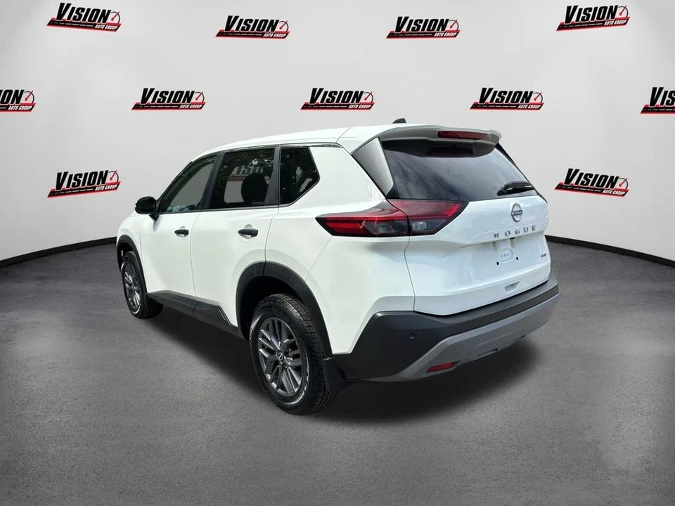 2022 Nissan Rogue - Image 7 of 12