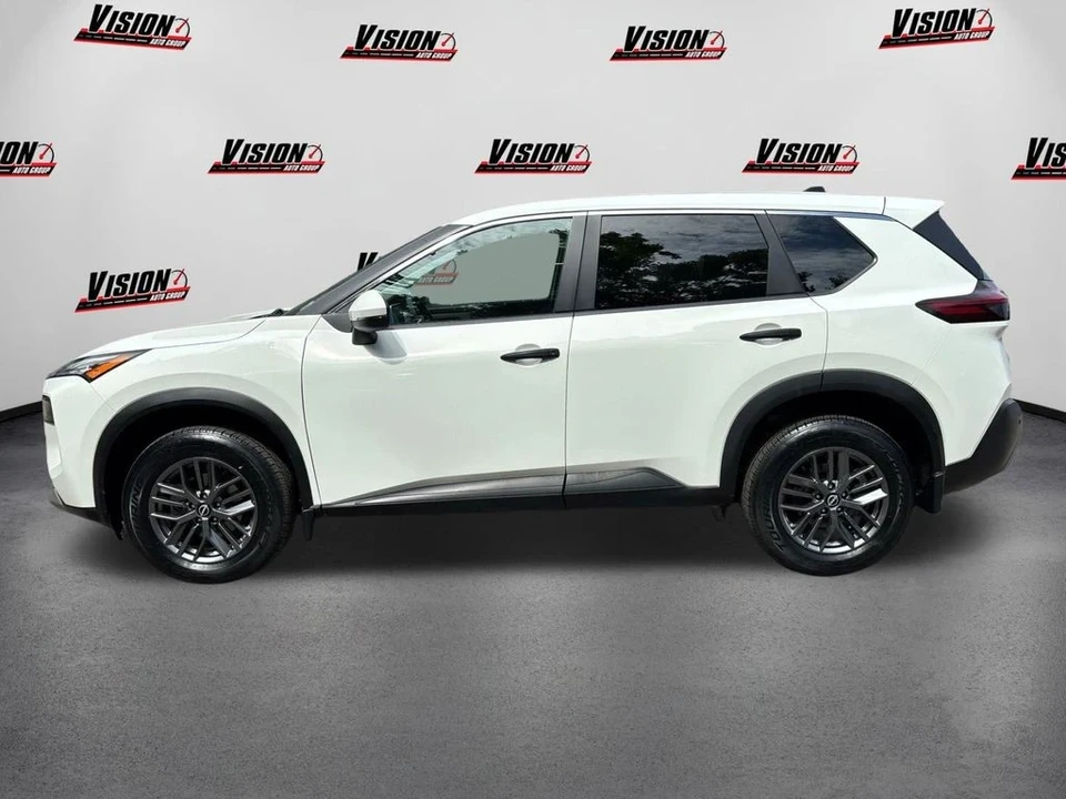 2022 Nissan Rogue - Image 8 of 12