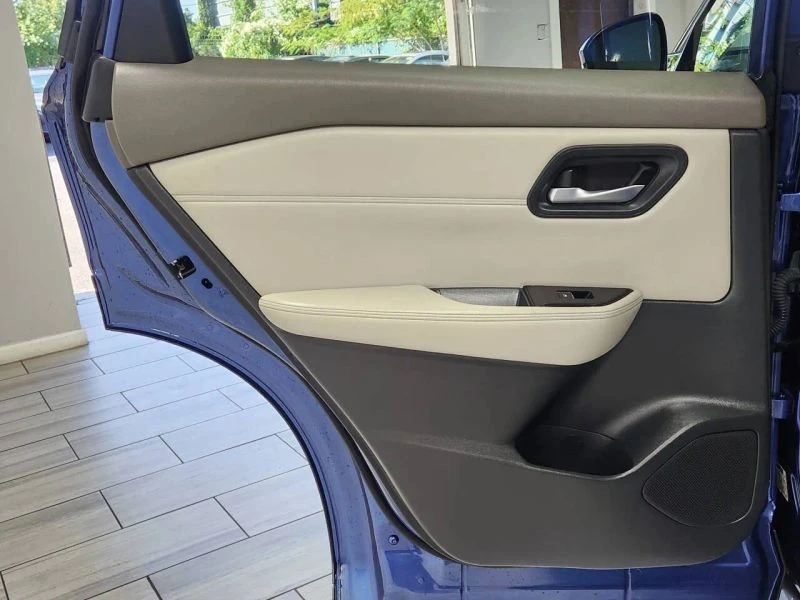 2022 Nissan Rogue - Image 12 of 12