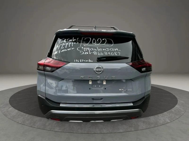 2022 Nissan Rogue - Image 9 of 12