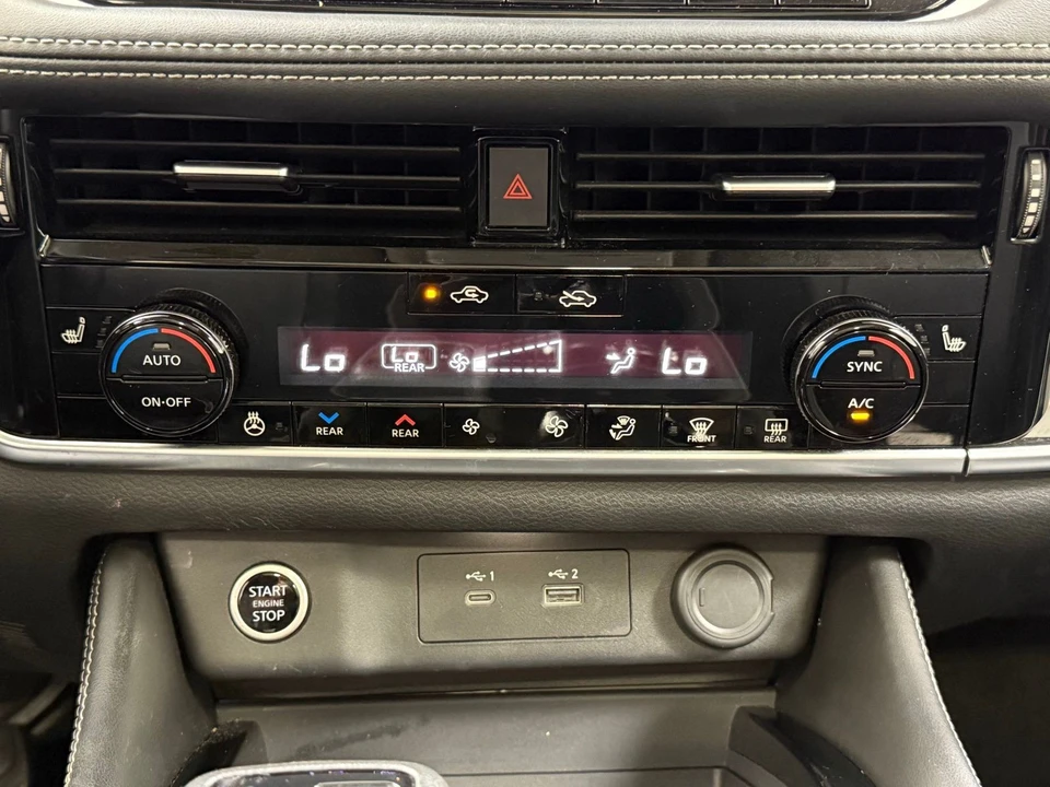 2022 Nissan Rogue - Image 25 of 31