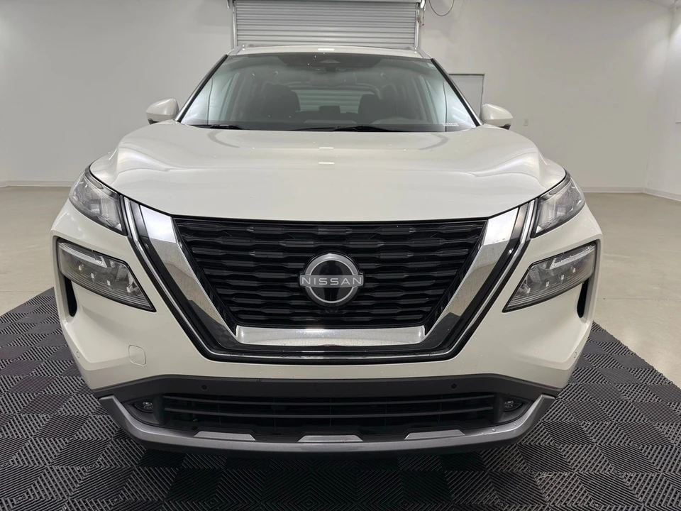 2022 Nissan Rogue - Image 2 of 21