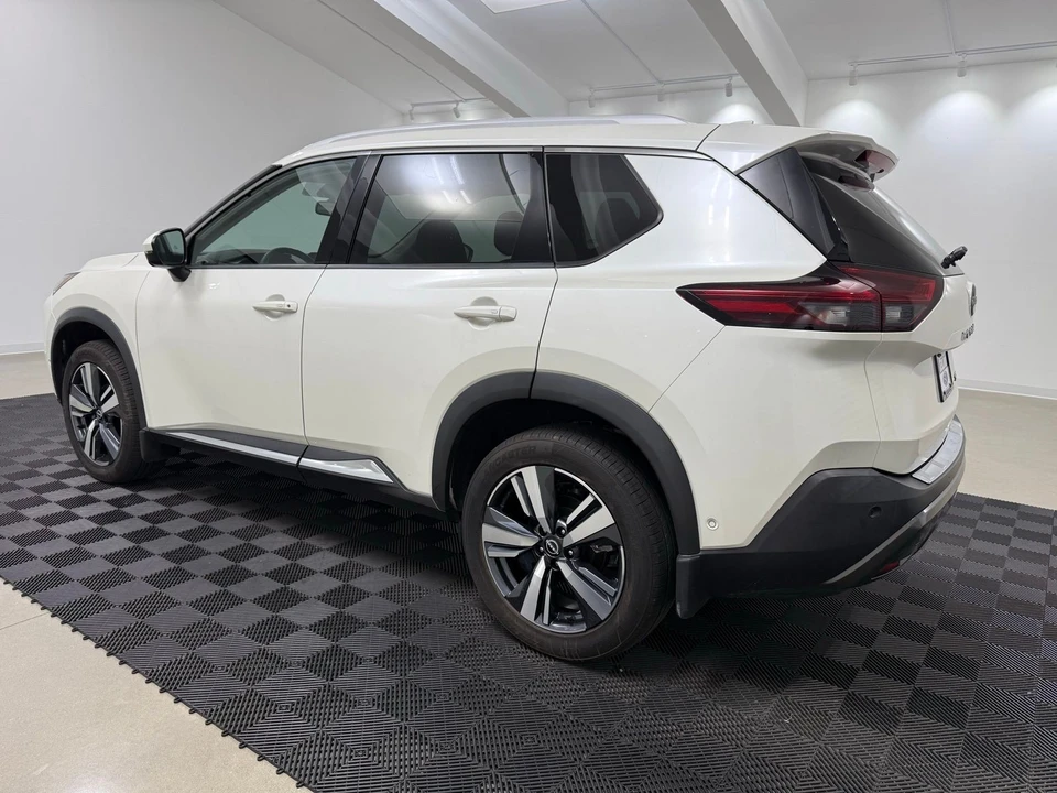 2022 Nissan Rogue - Image 6 of 31