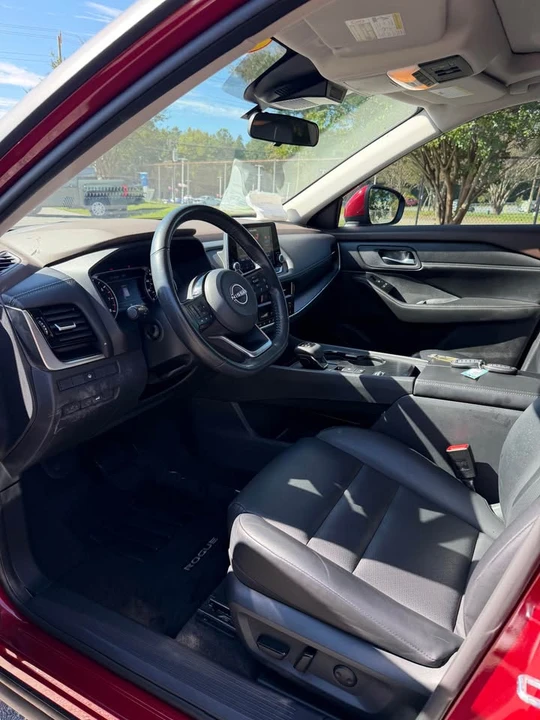 2022 Nissan Rogue - Image 3 of 10