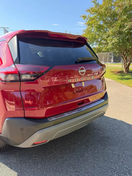 2022 Nissan Rogue - Image 6 of 10