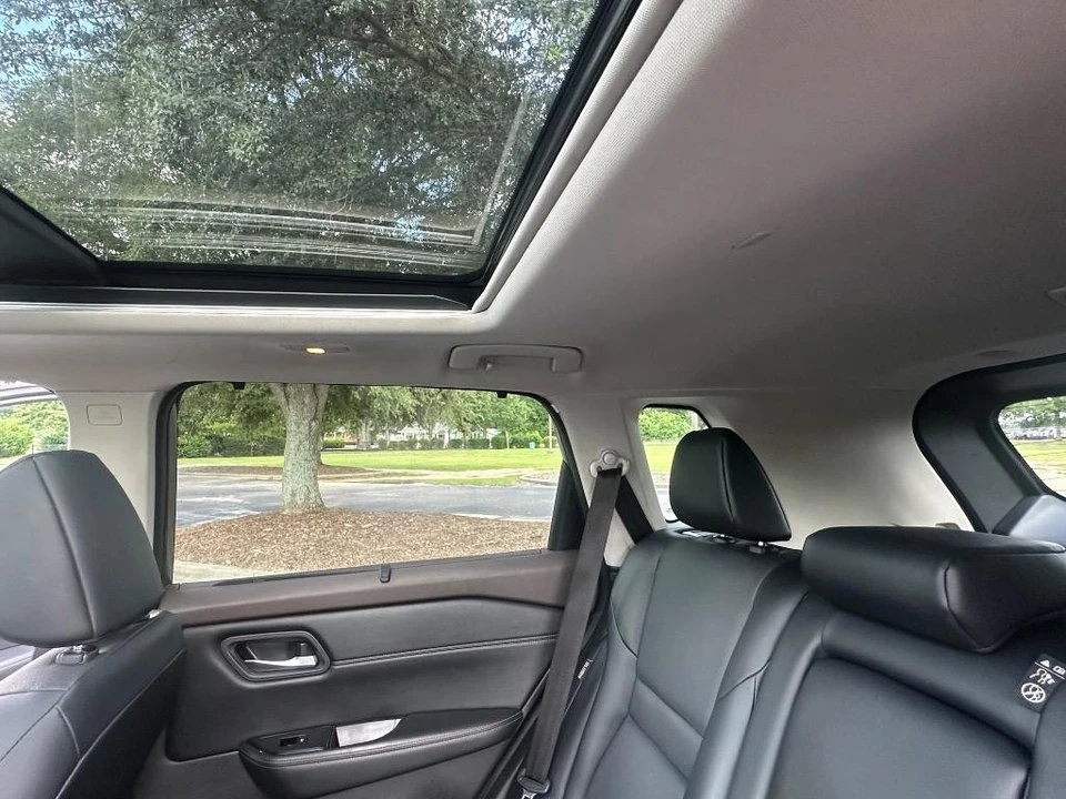 2022 Nissan Rogue - Image 20 of 21