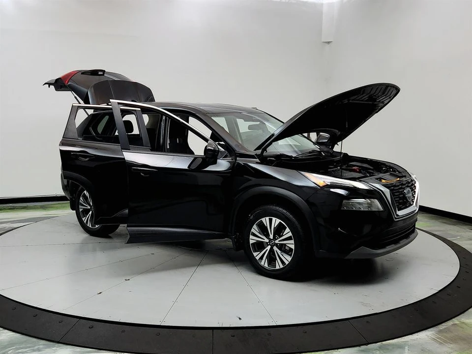 2022 Nissan Rogue - Image 10 of 21