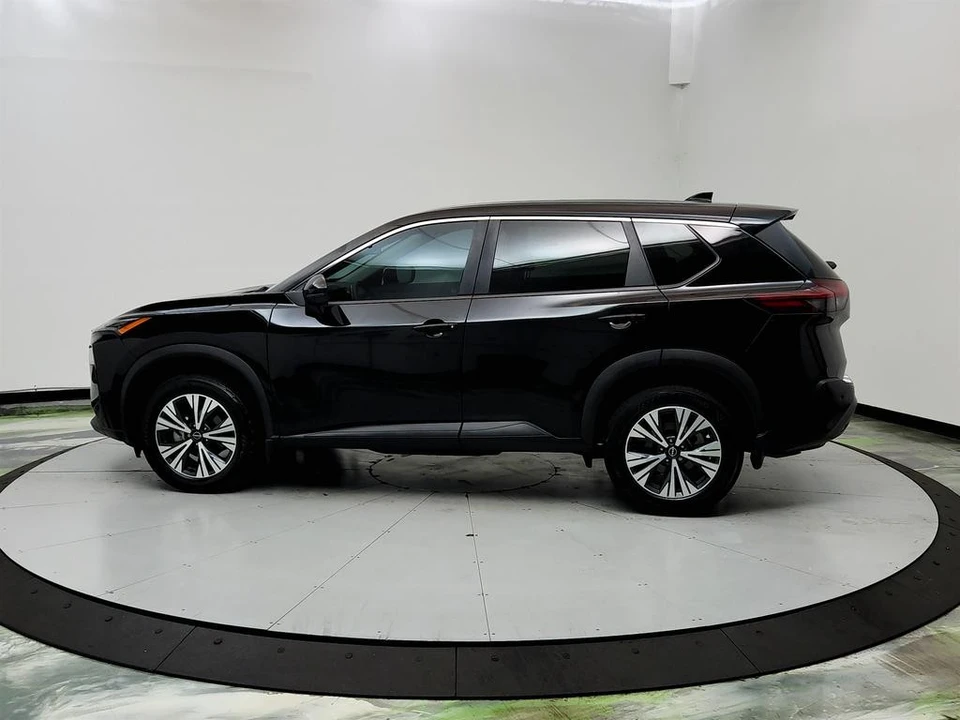 2022 Nissan Rogue - Image 8 of 21