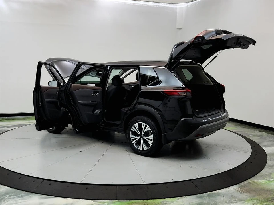 2022 Nissan Rogue - Image 12 of 21