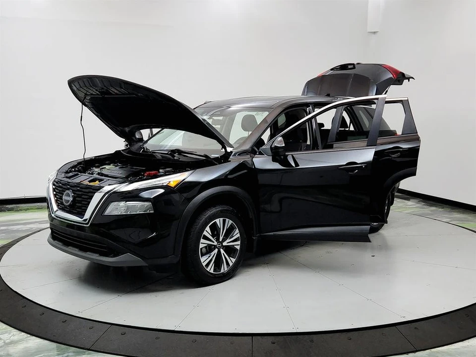 2022 Nissan Rogue - Image 9 of 12