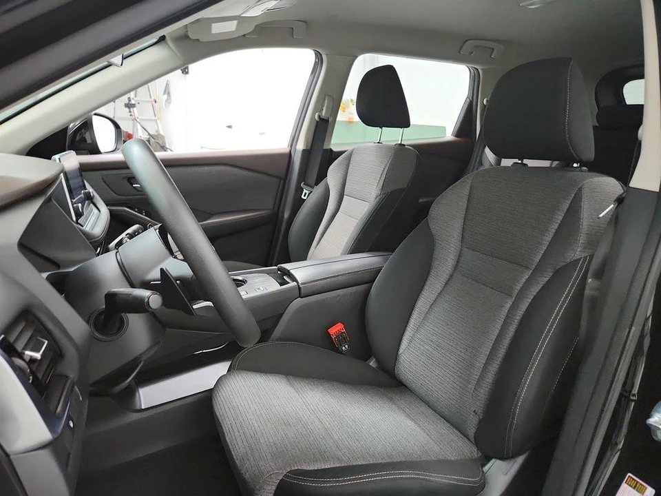 2022 Nissan Rogue - Image 14 of 21