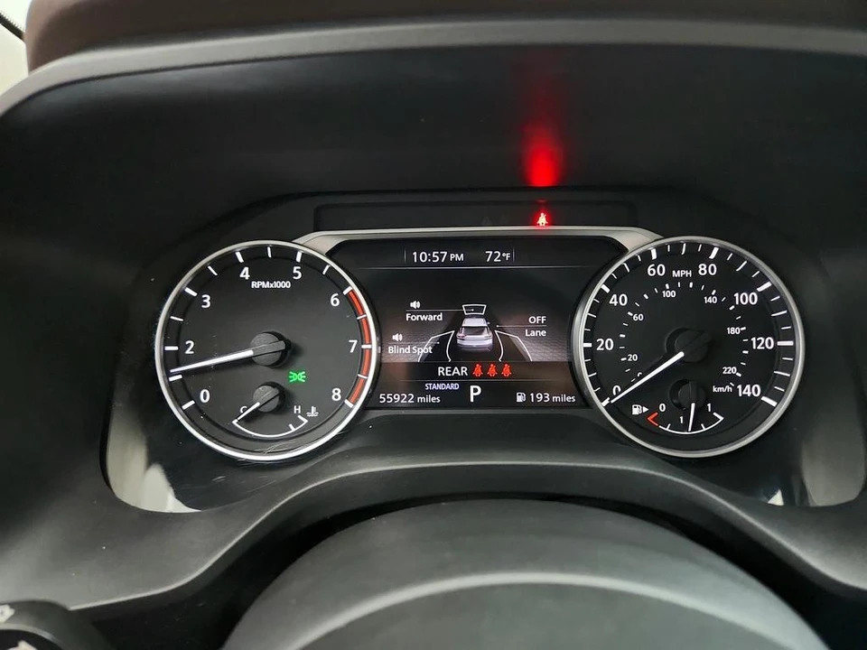2022 Nissan Rogue - Image 18 of 21