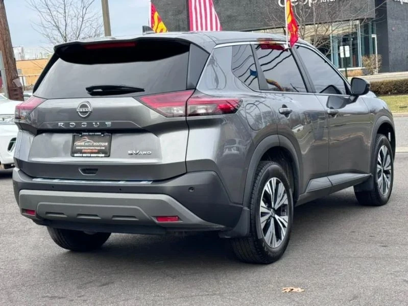 2022 Nissan Rogue - Image 7 of 12