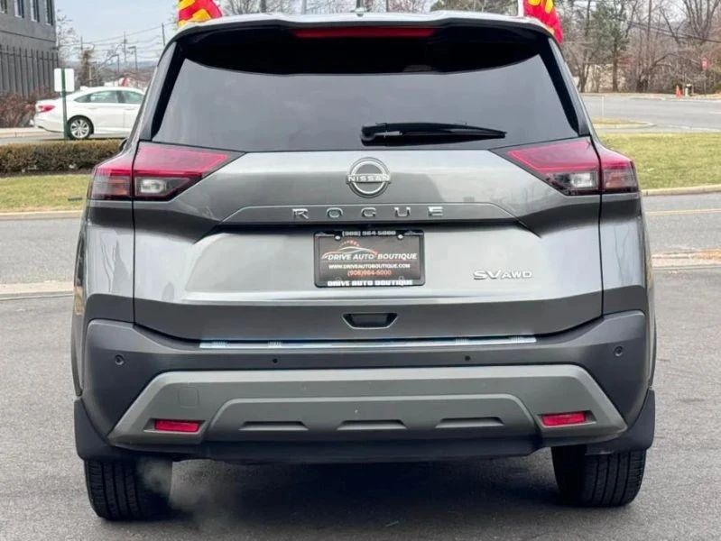 2022 Nissan Rogue - Image 5 of 12