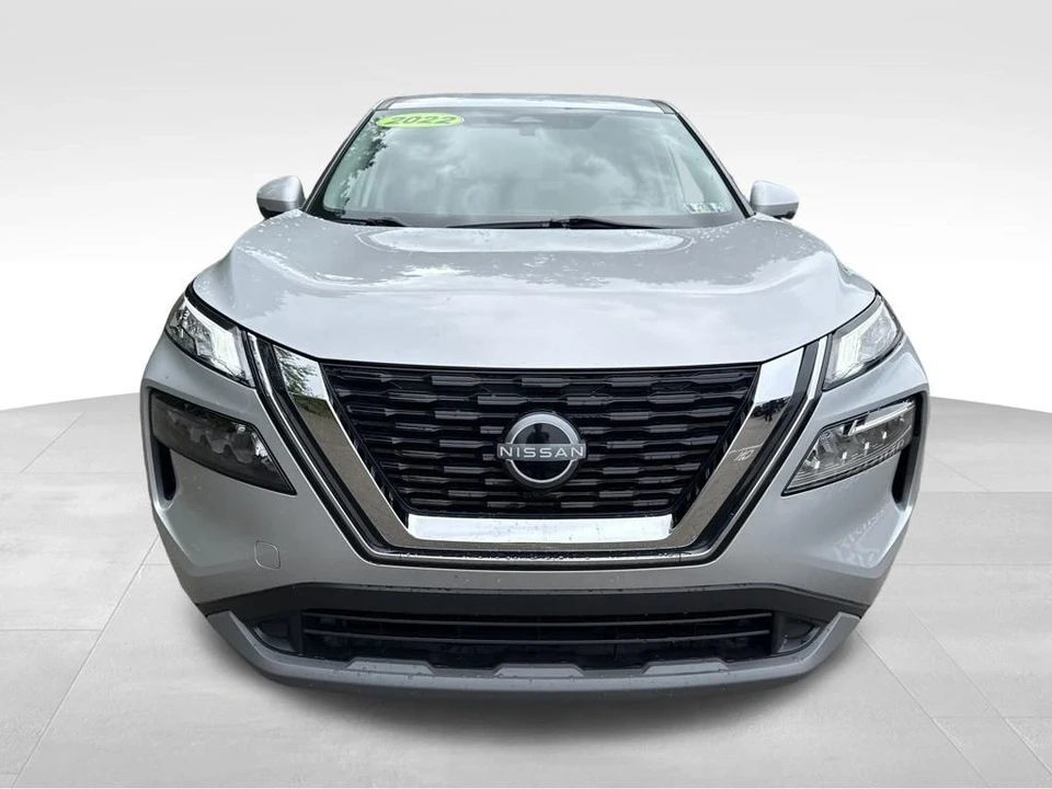 2022 Nissan Rogue - Image 9 of 12
