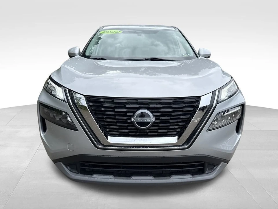 2022 Nissan Rogue - Image 9 of 12