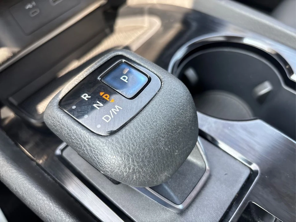 2022 Nissan Rogue - Image 9 of 12