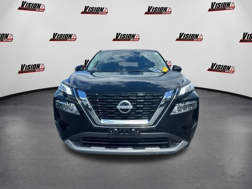 2022 Nissan Rogue - Image 2 of 12