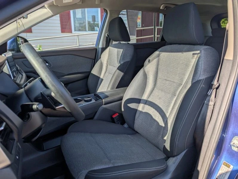 2022 Nissan Rogue - Image 9 of 12