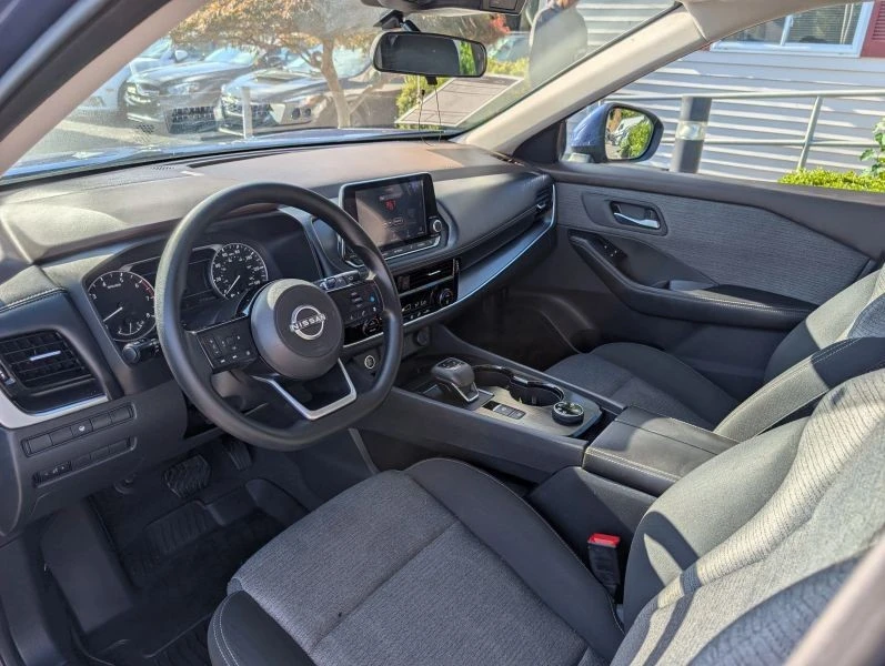 2022 Nissan Rogue - Image 8 of 12
