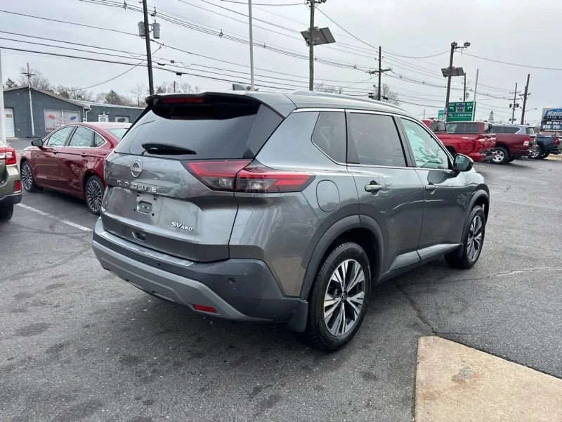 2022 Nissan Rogue - Image 7 of 12