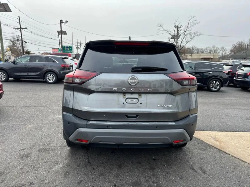2022 Nissan Rogue - Image 6 of 12