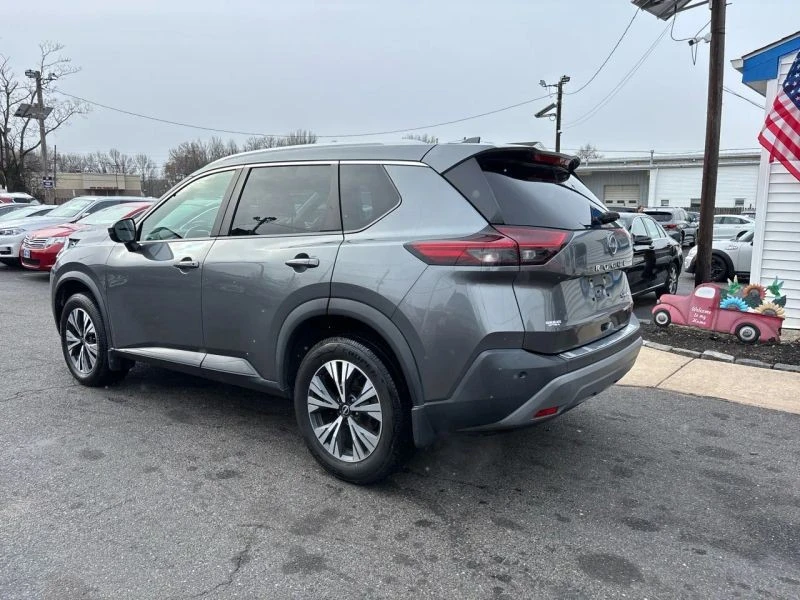 2022 Nissan Rogue - Image 5 of 12