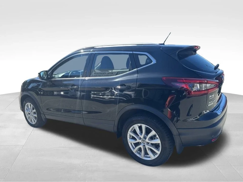 2022 Nissan Rogue - Image 2 of 12