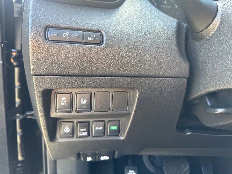 2022 Nissan Rogue - Image 12 of 12