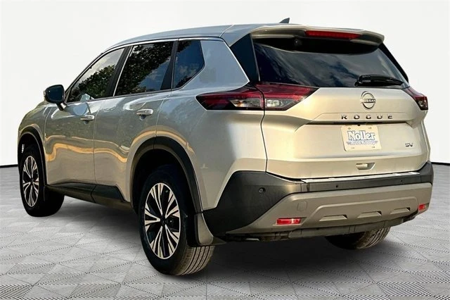 2022 Nissan Rogue - Image 12 of 19