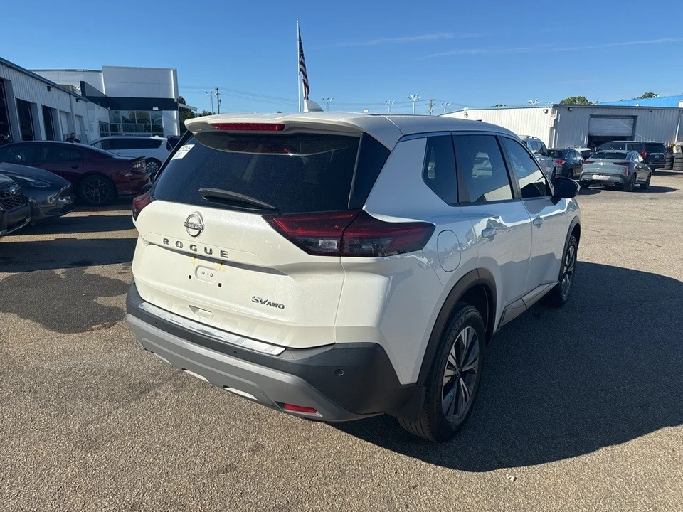 2022 Nissan Rogue - Image 3 of 6